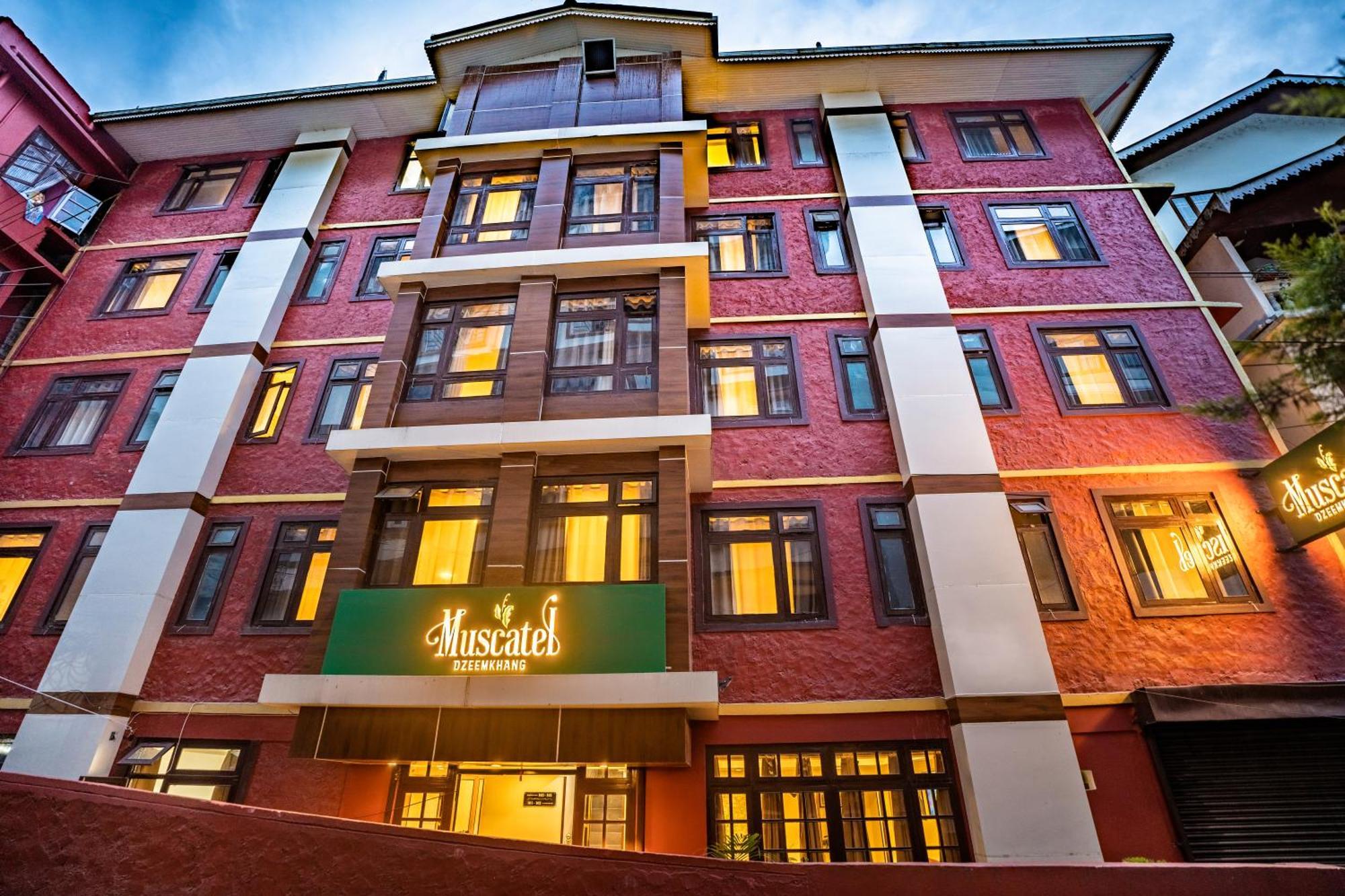 Muscatel Central Hotel - Dzeemkhang Gangtok Exterior foto